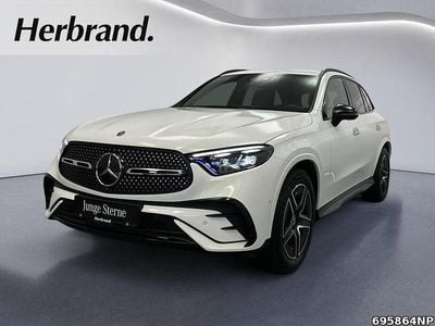 Gebraucht Mercedes GLC300 AMG 269 PS (197 kW) 2025 Unilack polarweiß SUV