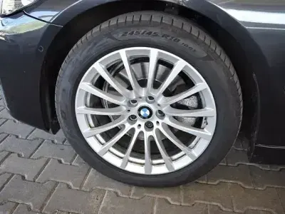 Gebraucht BMW 520 Performance 190 PS (139 kW) 2021 Grau Limousine