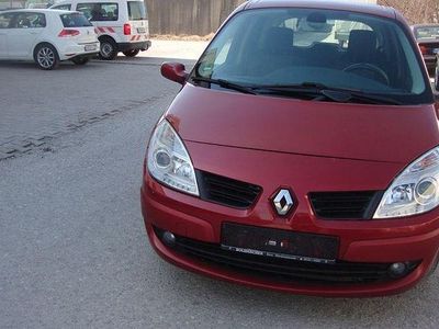Gebraucht Renault Mégane II Dynamique 111 PS (81 kW) 2007 Rot Limousine