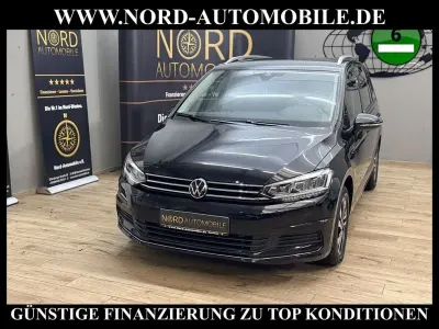 Używany VW Touran Active 150 KM (110 kW) 2023 Czarny Minivan