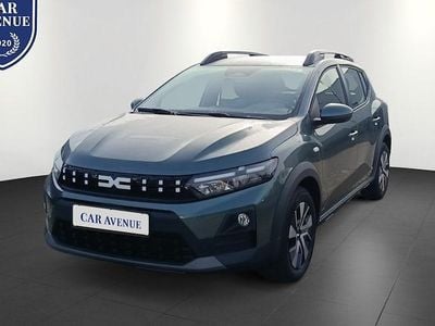 Neu Dacia Sandero Expression 110 PS (80 kW) 2026 Grün Limousine