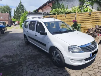 Gebraucht Dacia Logan MCV Ambiance 75 PS (55 kW) 2009 Weiß Kombi