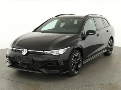 Neu VW Golf VIII R-line 204 PS (150 kW) 2026 Grenadill schwarz metallic Kombi