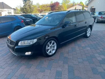Usata Volvo V70 181 CV (133 kW) 2014 Nero Station wagon