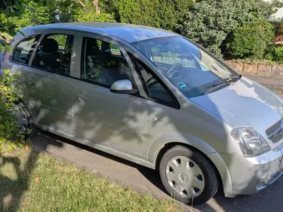 Gebraucht Opel Meriva 101 PS (74 kW) 2005 Silber Van / Kleinbus