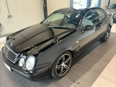 Używany Mercedes CLK430 Elegance 279 KM (205 kW) 1999 Czarny Coupe