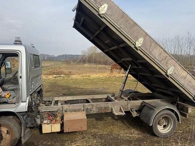 Gebraucht Toyota Dyna 144 PS (105 kW) 2013 Silber Pickup