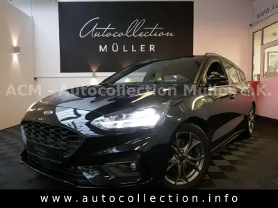 Gebraucht Ford Focus ST-Line 120 PS (88 kW) 2022 Agate black (metallic) Kombi