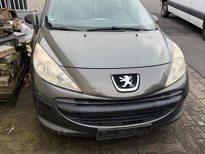Gebraucht Peugeot 207 75 PS (55 kW) 2007 Grau Limousine