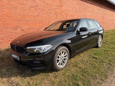 Gebraucht BMW 520 Sport Line 190 PS (139 kW) 2019 Schwarz Kombi