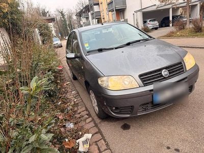 Usata Fiat Punto 60 CV (44 kW) 2004 Argento Utilitaria