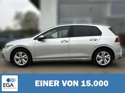 Gebraucht VW Golf VIII Active 116 PS (85 kW) 2023 Silber metallic