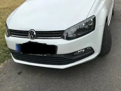 Gebraucht VW Polo Trendline 60 PS (44 kW) 2015 Weiß Kleinwagen
