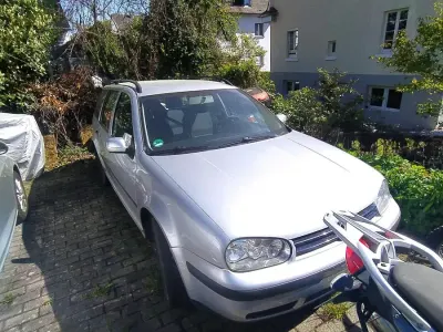 Gebraucht VW Golf IV 101 PS (74 kW) 2004 Silber Kombi