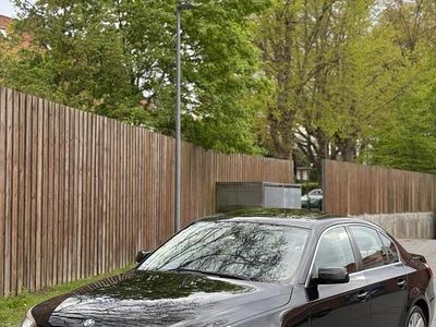 Second-hand BMW 525 2008 Negru Berlinǎ