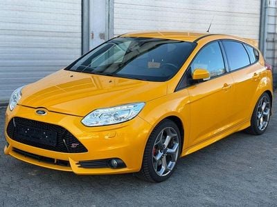 Gebraucht Ford Focus ST 250 PS (183 kW) 2013 Limousine