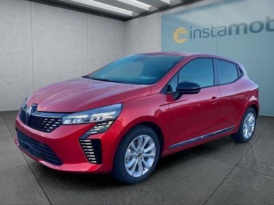 Rot Gebraucht 2024 Renault Clio V Kleinwagen | 17.990 € (Guter Preis)