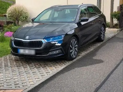 Gebraucht Skoda Octavia 150 PS (110 kW) 2020 Schwarz Kombi
