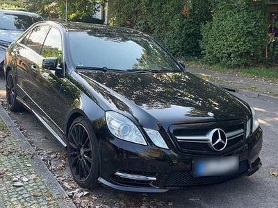 Gebraucht Mercedes E350 AMG line 265 PS (194 kW) 2012 Limousine