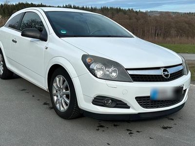 Gebraucht Opel Astra GTC 90 PS (66 kW) 2009 Weiß Coupé
