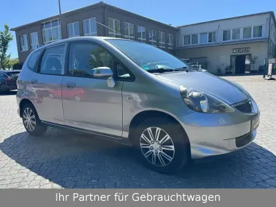 Gebraucht Honda Jazz Cool 77 PS (56 kW) 2006 Silber Kleinwagen