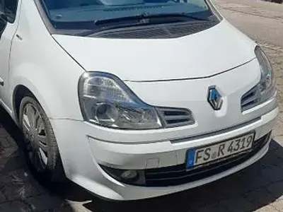 Gebraucht Renault Grand Modus Night&Day 103 PS (75 kW) 2012 Weiß Van / Kleinbus