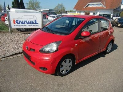 Usata Toyota Aygo Cool 68 CV (50 kW) 2010 Rosso Utilitaria