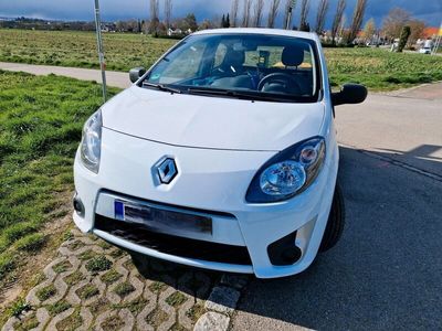 gebraucht Renault Twingo 75 PS, 8fach bereift, neue Sommerreifen