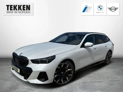 Neu BMW 540 M Sport 303 PS (222 kW) 2026 Weiss Kombi