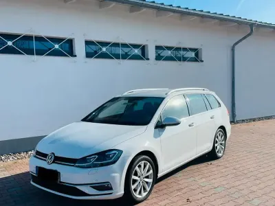 Gebraucht VW Golf VII Highline 125 PS (91 kW) 2018 Weiß Kombi