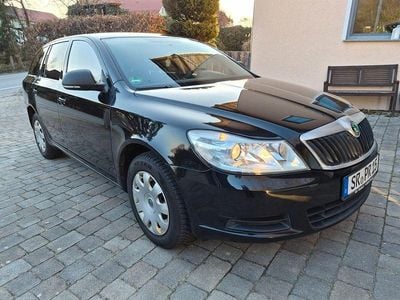 Gebraucht Skoda Octavia Active 105 PS (77 kW) 2012 Schwarz Kombi
