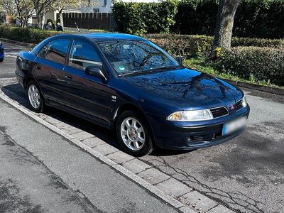 Gebraucht Mitsubishi Carisma 120 PS (88 kW) 2000 Blau Limousine