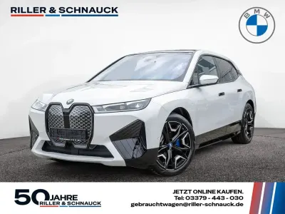 Gebraucht BMW iX Sport Line 239 kW (326 PS) 2023 Mineralweiss SUV