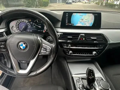 Gebraucht BMW 520 190 PS (139 kW) 2017 Schwarz Limousine