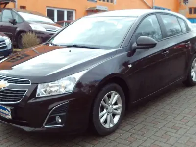 Gebraucht Chevrolet Cruze LT 124 PS (91 kW) 2013 Braun Kleinwagen