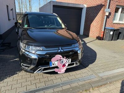 Mitsubishi Outlander P-HEV