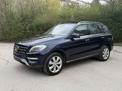 Gebraucht Mercedes ML350 258 PS (189 kW) 2013 Blau SUV