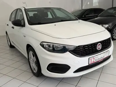 Gebraucht Fiat Tipo Pop 95 PS (69 kW) 2019 Weiß Limousine