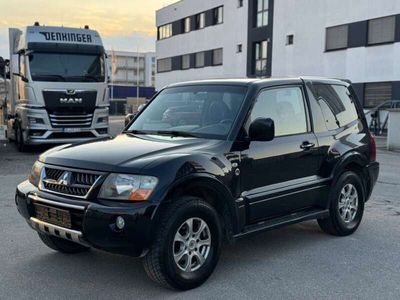 gebraucht Mitsubishi Pajero 3.2 DI-D Dakar Automatik Leder 3 Türer