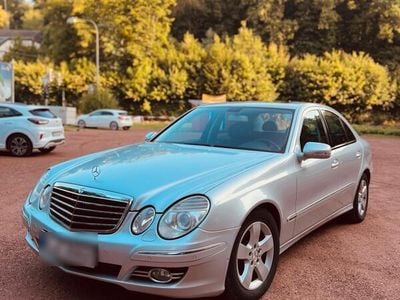 Mercedes E320