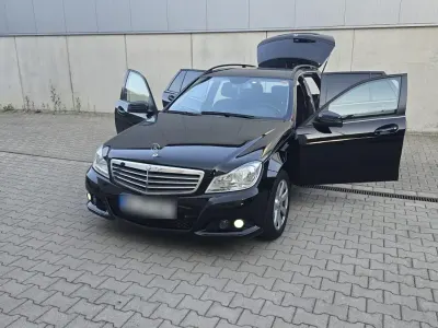 Gebraucht Mercedes C200 136 PS (100 kW) 2012 Schwarz Kombi