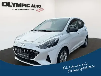 Gebraucht Hyundai i10 GO! 67 PS (49 kW) 2023 Atlas white / sol Kleinwagen