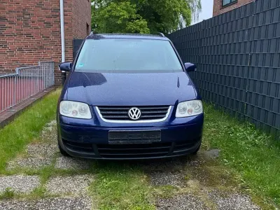 Usata VW Touran 102 CV (75 kW) 2006 Blu Monovolume