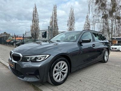 Gebraucht BMW 320 Advantage 184 PS (135 kW) 2022 Grau Kombi