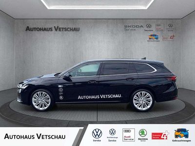 Gebraucht Skoda Superb Selection 193 PS (141 kW) 2024 Ebony schwarz (schwarz) Kombi