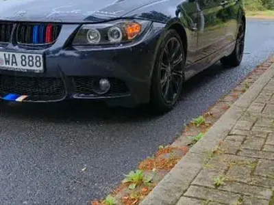 Gebraucht BMW 318 M Sport 122 PS (89 kW) 2006 Blau Limousine