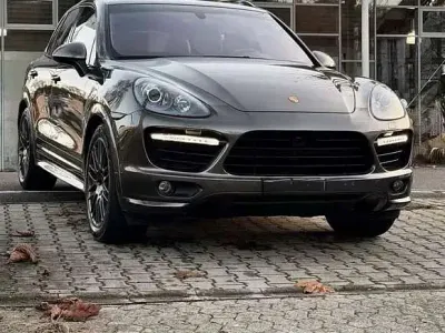 Gebraucht Porsche Cayenne GTS 420 PS (308 kW) 2012 Grau SUV