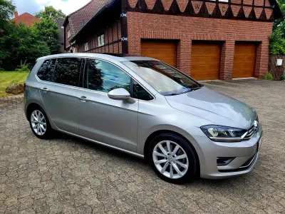 Gebraucht VW Golf Sportsvan Highline 150 PS (110 kW) 2015 Tungsten silver metallic Van / Kleinbus