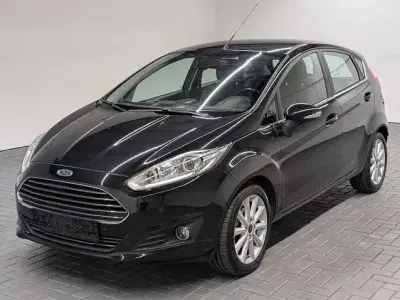 Gebraucht Ford Fiesta Titanium 101 PS (74 kW) 2016 Pantherschwarzmet. Kleinwagen