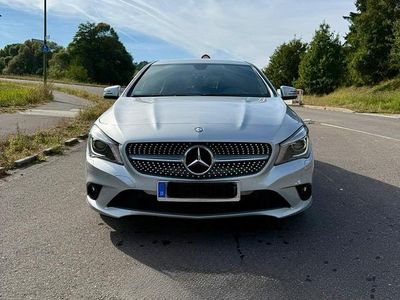 Mercedes CLA200